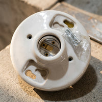 Ceiling Light Fitting with E27 Lamp Holder for Home Lighting, High Temperature Resistant Ceramic Lamp Base, Flame Retardant 240V Bulb Holder