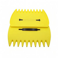 2 Pieces Comb Teeth Plastic Leaf Grabber Curved Panel Hand-Held Leaf Grabber Molded Body Lightweight for Yard Cleanup