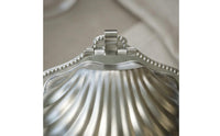 Stainless Steel Bivalve-Shaped Holder Vintage Style Butter Dish Box Hinged Lid Home Decor Item for Dining Table, Vanity, Lavatory