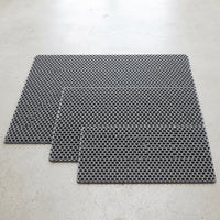 Pet Cage Plastic Grid Mat for Dogs and Cats, Hollow Design, Customizable
