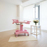 Adjustable Infant Bed Angled Design Portable Infant Bed Anti-Reflux Tilting Newborn Crib for Newborns, Maternity Center, Hospital