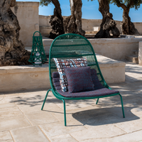 outdoor lounge chair