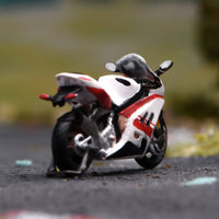 Miniature Motorcycle 1/64 Scale Mini Motorcycle Model Detailed Sportbike Figurine for Collectors, Hobbyists, Diorama, Display Case, Desk Decoration