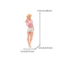1/64 Seaside Girl Figurine Resin Miniature Girl Figure Standing Figure for Collectors