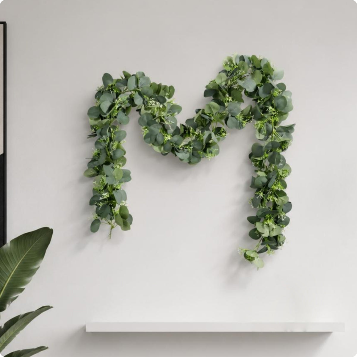 Eucalyptus Garland Vine Flexible Steming Artificial Eucalyptus Vine Trailing Hanging Leaf Garland for Decorative Display