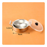 Realistic Design Miniature Hot Pot DIY Accessory Miniature Double Flavor Pot Exquisite Details Play Kitchenware 1/12 Scale for Collectors, Hobbyists, Miniature Scene, Photography Prop