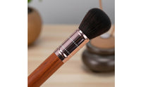 Non-Scratch Buddha Statue Duster Comfortable Grip Sandalwood Handle Cleaning Brush for Temple