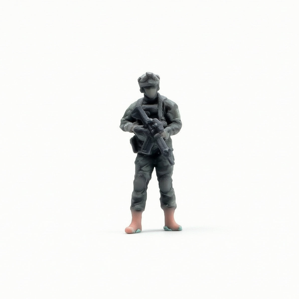 Combatant with Concealment Pattern Combatant Figurine Highly Detailed Figurine for Diorama Builders, Hobbyists