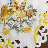 Embroidered Chicken Table Runner Festive Decoration Easter Hen Placemat Lace Trim Chicken Pattern Table Runner for Families, Holiday Dinners, Parties