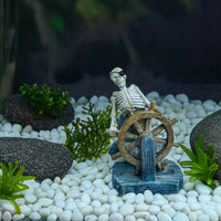 Aquarium Ornament with Nautical Steering Wheel Resin Skeleton Leader Statue Weathered Pirate Leader Ornament with Wheel for Desktop Display