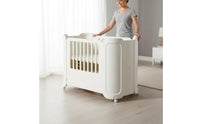 Multi-Functional Portable Baby Crib Foldable Design Bedside Co-Sleeper Crib Adjustable Height Multifunctional Infant Bed Silent Wheels for Newborns, Infants, Bedroom