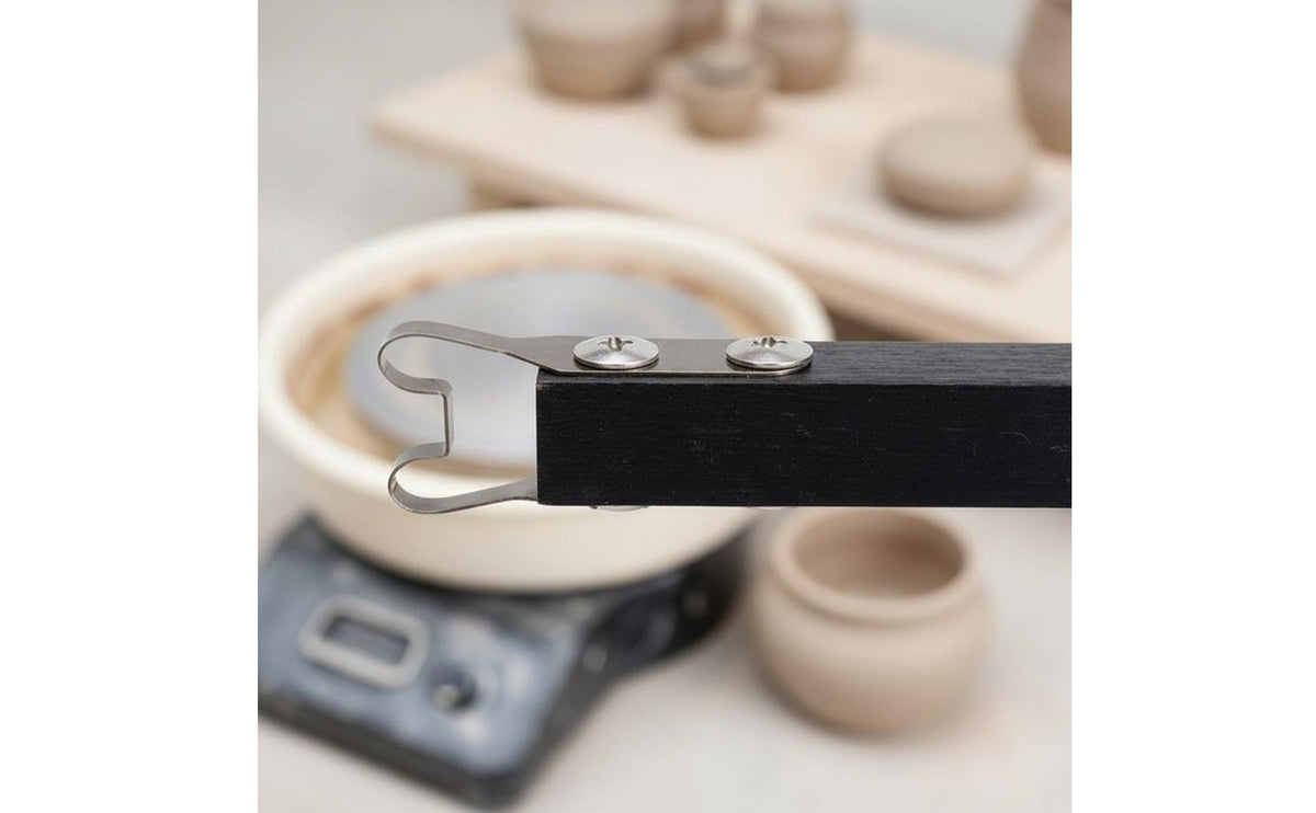 Long-Lasting Pottery Foot Trimming Tool Ergonomic Handle Clay Bottom Trimming Tool Easy to Use for Beginners