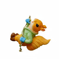 Whimsical Charm Hanging Bunny Ornament Lifelike Design Hanging Bunny Figurine 3D Vivid Shape Climbing Rabbit Statue Highly Detailed for Gardeners, Balcony, Patio, Yard, Fence