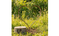 Heart-Shaped Garden Stake Weathered Metal Garden Stake Metal Heart Decoration Rust-Brown Rustic for Flower Beds, Planters