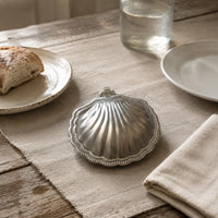 Stainless Steel Bivalve-Shaped Holder Vintage Style Butter Dish Box Hinged Lid Home Decor Item for Dining Table, Vanity, Lavatory