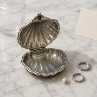 Stainless Steel Bivalve-Shaped Holder Vintage Style Butter Dish Box Hinged Lid Home Decor Item for Dining Table, Vanity, Lavatory