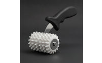Pizza Pastry Docker High-Impact Pastry Docking Roller Handheld Pizza Roller with Spikes for Cooking