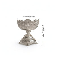 Pedestal Fruit Bowl vintage -Style Fruit Bowl with Pedestal Vintage-Look Dish for Special Occasions