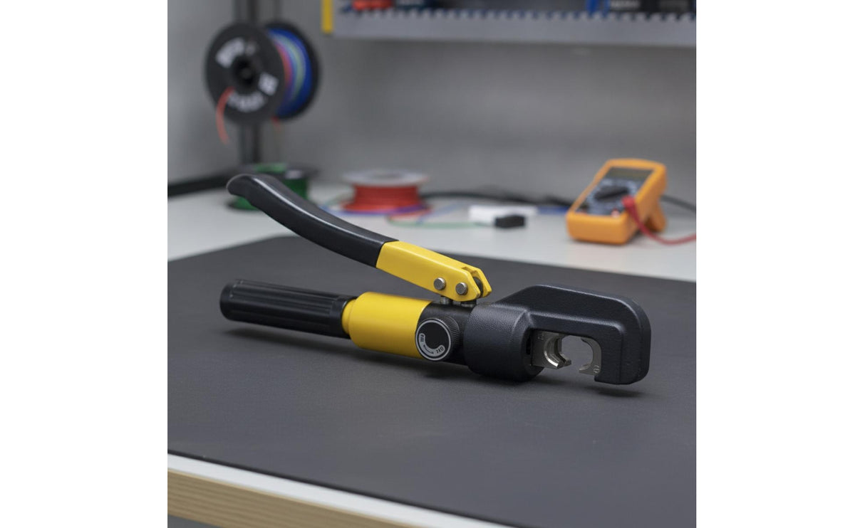 Hydraulic Wire Crimping Tool with Dies | Heavy-Duty, Professional-Grade, Hydraulic Crimping Tool with Carrying Case, for on-location Jobs