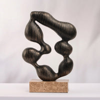 Resin Sculpture with Marble Base Artistic Abstract Sculpture Sculptural Decorative Object with Loop Detail for Bookshelf