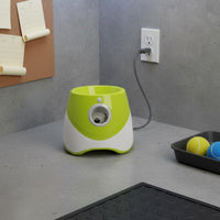 USB Rechargeable Automatic Ball Launcher Interactive Training Pet Ball Launching Machine Adjustable Launch Distance Electric Fetch Toy Single-Button Control for Backyard