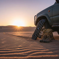 Wave Grip Away-from-Road-Highway Recovery Board Side Grips Away-from-Road-Highway Traction Board Molded Sand Mud Winter Precipitation Traction Mat Easy to Clean