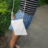 Travel Bag for Women with Soft Polyester Lining, Crossbody Phone Pouch with Zipper, Canvas Small Casual Bag, Adjustable Shoulder Strap, 1 Pack