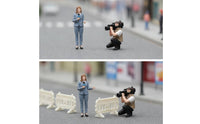 2 Pieces Reporters and Cameraman Figure Set Authentic Reporters Figure Compact 1/64 Scale Figures for Hobbyists
