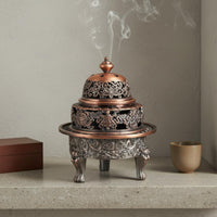Tripod Aromatic Burner Antique Finish Ornate Alloy Aromatic Burner Holder Vintage Metal Censer Heat-Resistant Mini Tripod