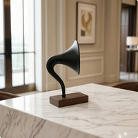 Gramophone Speaker Ornament Retro Speaker Statue with Geometric Base Sculptural Phonograph Ornament for Bookshelf, Office Desk