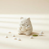 Cute Feline Figurine Desk Decor Sitting Feline Statue Resin Statue Gift Idea for Bookshelf