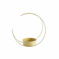 Gold Finish Heart-Shaped blossom Display Wrought Iron & design Heart-Shaped Wire Basket Elegant Design Floral Holder Sturdy for Home Decorators, Homeowners, Gift Givers, seasonal festivity, Living Room, Office