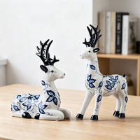 2 Pieces Blue and White Deer Ornaments Elegant Design Sitting Deer Figurines Delicate Details Home Decors for Study, Entryway