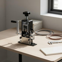 Hand Crank Wire Remover Wear-Resistant Scrap Cable Peeling Machine Adjustable Blade Manual Wire Peeling Tool for DIY Enthusiasts, Recyclers