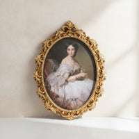 Oval Picture Frame Gold-Finish Oval Frame with Scroll Relief Vintage-Style for Decorators, Living Room
