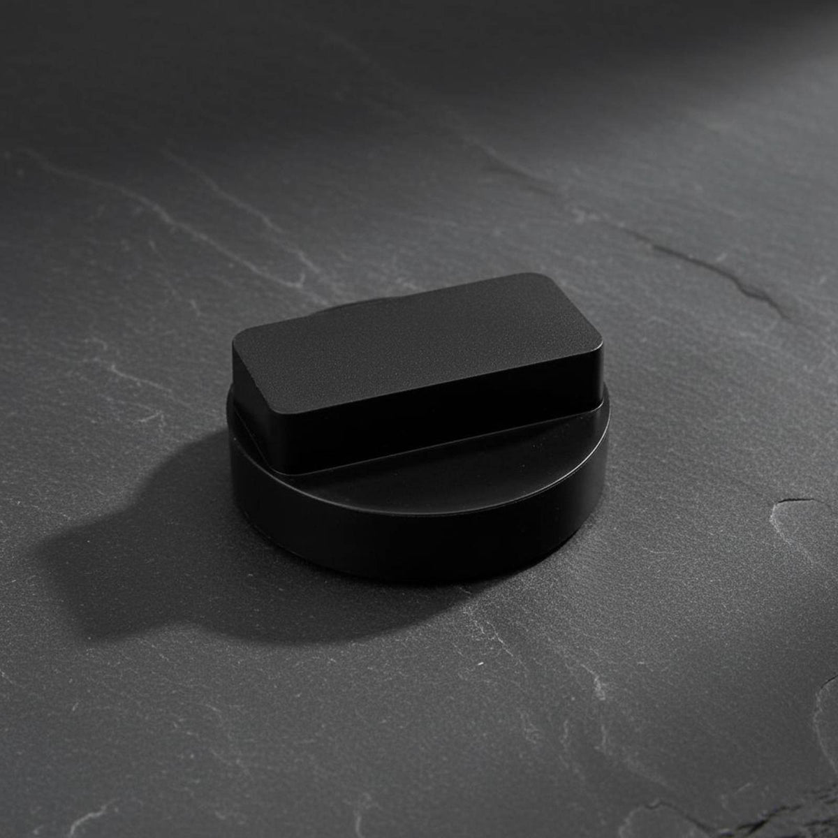 4 Pieces Shock Absorbing Rubber Lifting Pad Chassis Protection Car Lift Pad Stable Lifting Rubber Lift Block Non-Slip for Garage, Roadside Repair