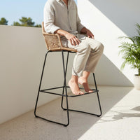 Nordic Design Rattan Bar Stool Metal Frame Wicker Bar Chair Breathable Seat Outdoor Wicker Barstool Weather Resistant for Balcony, Cafe, Reception