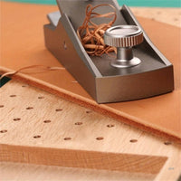 Compact Mini Hand Plane Gray Metal Finish Hand Plane Knurled Screws Mini Wood Planer Low-Height for Trimming, Smoothing