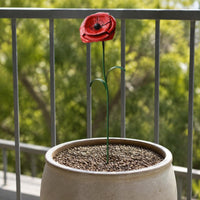 Red Flower Garden Stake Weather-Resistant Metal Garden Stake Eye-Catching Design Outdoor Decoration