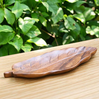 Decorative Leaf Shaped Tray Elegant Walnut Serving Tray Rustic Wooden Platter Minimalist for Tabletop Display
