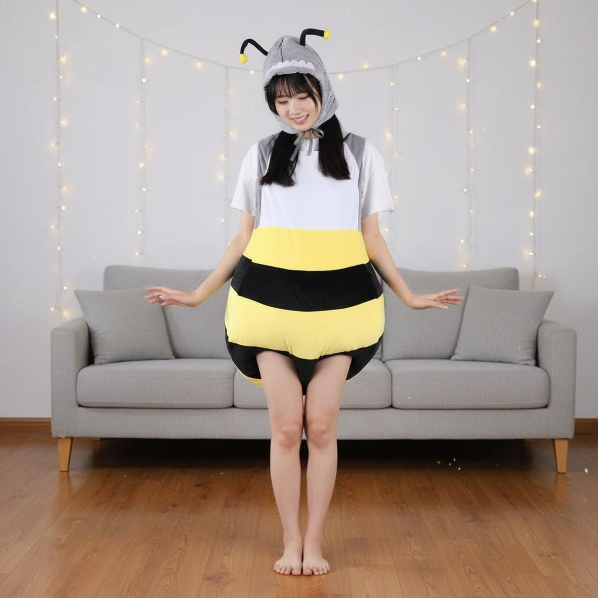 Honeybee Torso Shark Head Costume Cute Cartoon Style Shark Bee Costume Comfortable Funny Animal Hybrid Suit for Adults, Halloween, Performances