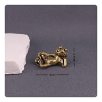Good Luck Charm Brass Frog Figurine Handicraft Solid Brass Frog Statue Creative Design House Decoration for Office