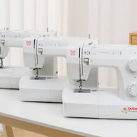 Electric Sewing Machine Built-in Light Compact Tabletop Sewing Machine Household Appliance Metal Frame