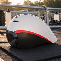 Aerodynamic Riding Helmet Smooth   Face Visor Helmet Glare Protection Sports Gear