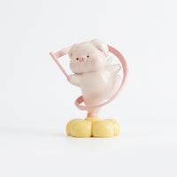 Rotating Pig Figurine 360° Rotation Revolving Pig Ornament Cute Miniature Resin Piglet for Office Workers, Students, Workspace, Bedroom, Living Room