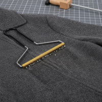 Manual Fuzz Remover with Metal Frame Hand-Held Sweater Defuzzer Compact Tool for Travel