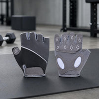 fingerless gloves
