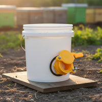 Easy Dispensing Honey Bottling Container Food Grade Honey Storage Container with Spigot Airtight Lid Food-Safe Free for Beekeepers, Apiarists, Apiary
