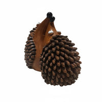Romantic Gift Hedgehog Couple Figurine Hand-Painted Resin Hedgehog Figurine Lightweight for Couples, Patio, Lawn, Bookshelf