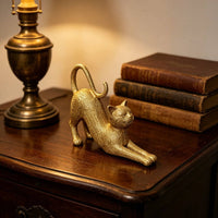 Embossed Stretching Cat Figurine Cat Figurine Room Accentuation for Tabletop Display